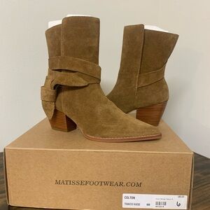 Matisse Women's Tobacco Suede Heeled Colton Boots